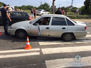 В Одеські області чоловік в'їхав у натовп людей. Фото: Нацполіція