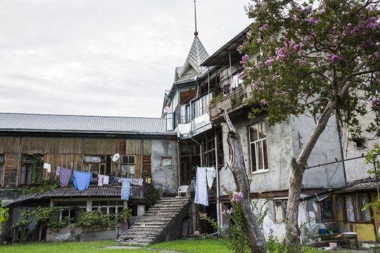 Непризнанные грузинские республики через 10 лет после войны находятся в состоянии разрухи