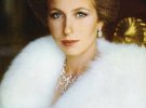 Принцеса Анна стала героїнею листопадового номера британського Vogue 1973 року на честь її заручин з капітаном Марком Філліпсом