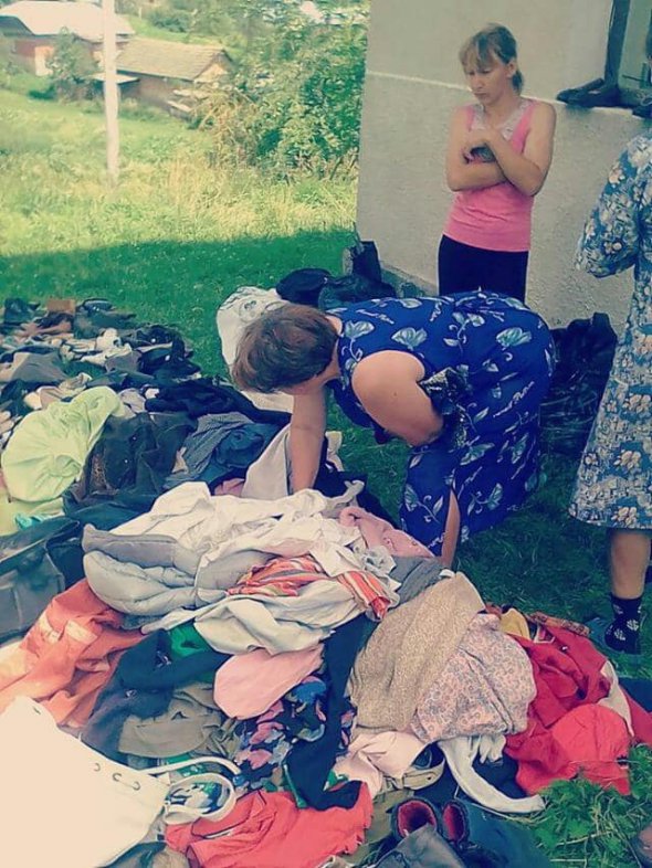 За пів року видали 13 тонн одягу та допомогли 2 000 родинам 