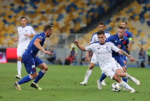 Лівий атакувальний півзахисник київського ”Динамо” Бенжамін Вербич (№7) забив два м’ячі ”Славії” під час матчів у Празі та Києві