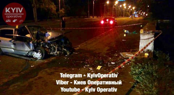 В Киеве произошло смертельное ДТП с участием такси. Погибла женщина-пассажир