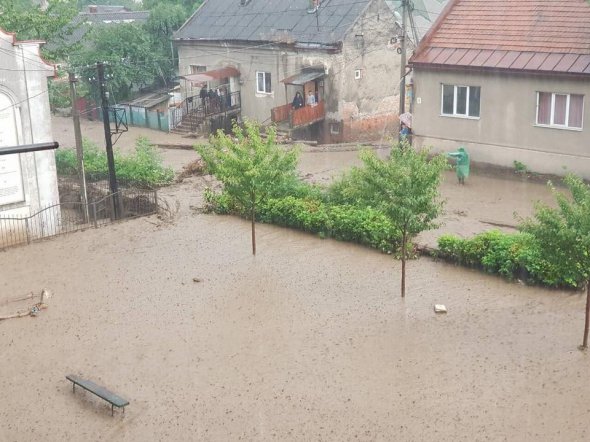 Рахів на Закарпатті постраждав від шалу стихії