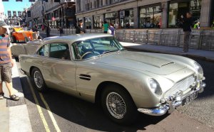 Aston Martin налагодить виробництво легендарної моделі DB5 Джеймса Бонда. Фото: ТСН