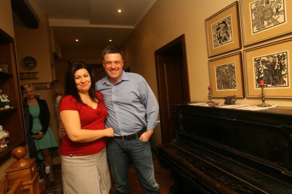 Олег Тягнибок с женой Ольгой 27 лет в браке