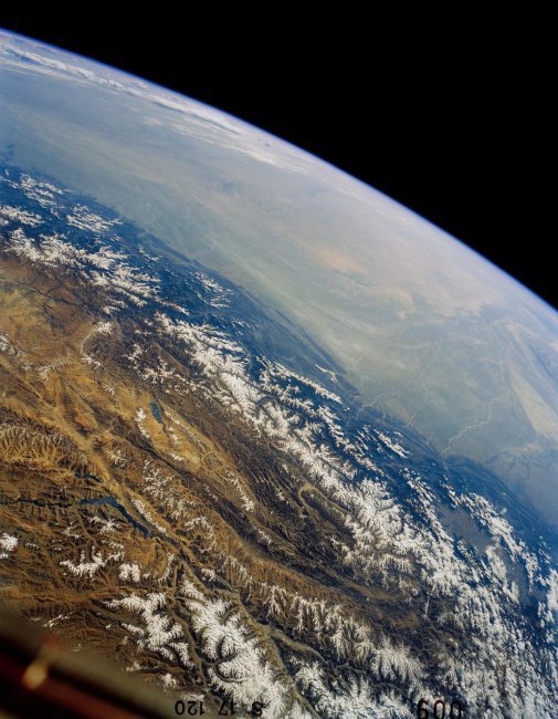 Вид на Большие Гималаи с юго-запада NASA. Фото: Image and Video Library