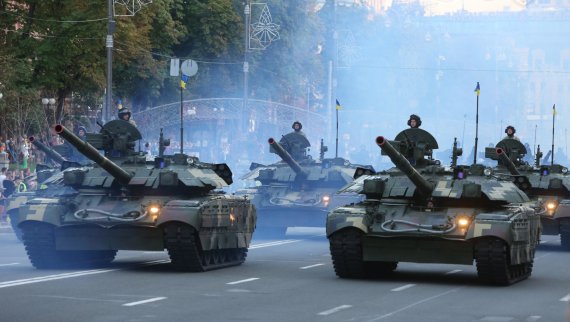 Танки на репетиции парада к 27-й годовщине независимости Украины