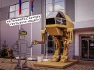 Соцсеть высмеяли российского боевого робота "Игорька"