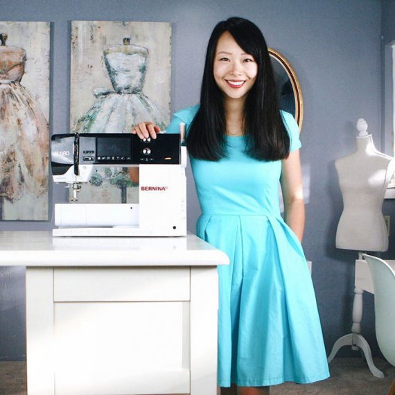 Сара Тяу перероблює старий одяг у модні моделі