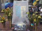 У Михайловского собора собрались родственники погибших защитников Украины. Предлагают ввести 29 августа День памяти защитников Украины