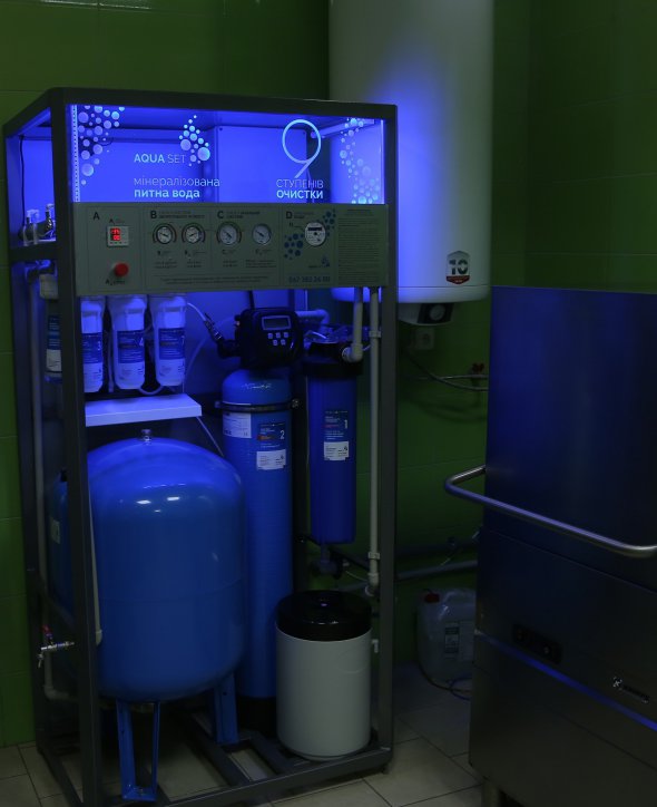 У всіх вінницьких школах встановили 9-ступеневу очистку води