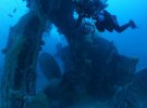 Кермо, гвинт і частина корпусу після корабельної аварії сфотографували на глибині 45 м