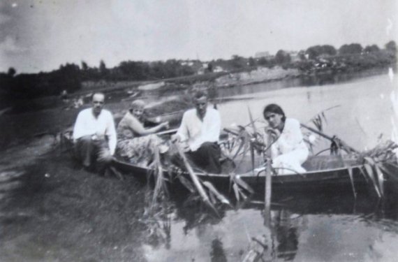 Показали мешканців Луцька у 1930-х роках