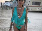 Красуні приїхали на фестиваль Burning Man 