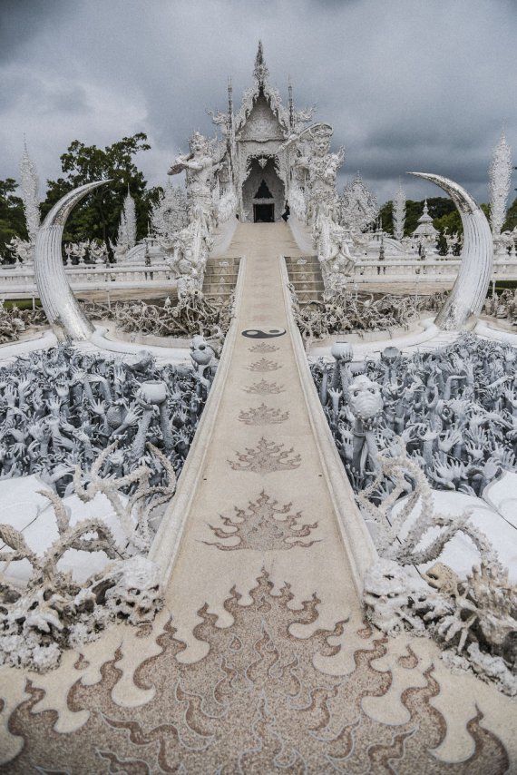 Ват Ронг Кхун у Таїланді, який називають Білим храмом