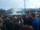 Дым на площади Ленина. Первые задержания