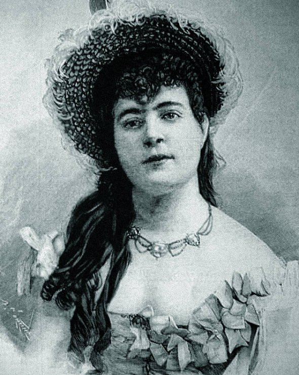 18-річна Марта Сукаре перемогла в першому всесвітньому конкурсі краси. Вона представляла Гваделупу – французьку колонію в Карибському морі. Конкурс проводили в бельгійському місті Спа 1888 року. Змагалася 21 учасниця