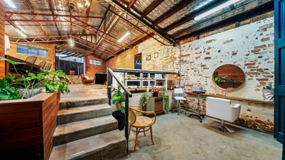 В Брисбене сделали из гаража необычный дом