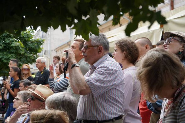 Відкриття фестивалю відбулося у центрі міста.