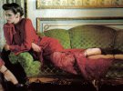 Джіа Каранджи стала однією з перших супермоделей світу. Колеги, які знали її красу і вдачу говорили, що для життя вона була занадто дикою