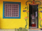 Дома большинства жителей индийского города Шане Шингапур не имеют дверей