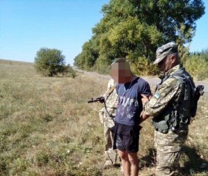 В Луганской области задержали мужчину, который шпионил за пограничниками. Фото: ГНСУ