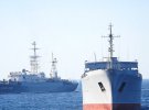 Розвідувальний корабель Російської Федерації "Приазов’я" здійснив надмірне зближення з українськими суднами на дистанцію 2-х кабельтов (1 кабельтов - 186 м)