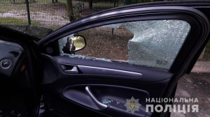 Неизвестные бросили гранату в машину жителя Крыма. Фото: Нацполиция