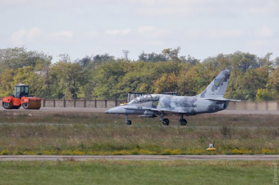 Учебно-боевой самолет L-39M1 проходит тексты перед передачей в воздушные силы ВСУ