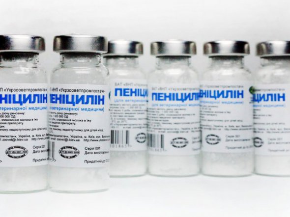 До 1943 року налагодили  великомасштабне виробництво пеніциліну