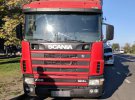 У Миколаєві водій маршрутки Mercedes-Benz в'їхав у вантажівку Scania, яка стояла на узбіччі. Постраждали 8 пасажирів иікроавтобуса