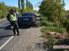 На трассе «Николаев-Снигиревка» легковой автомобиль Mercedes на евробляхах насмерть сбил пешехода и слетел в кювет
