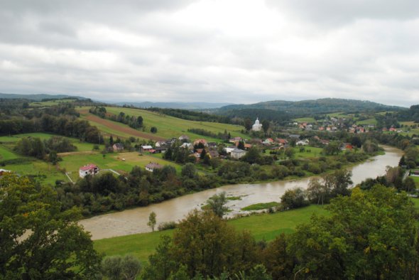 Панорама підкарпатського польського містечка