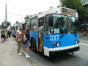 Вінничани просять чиновників зробити проїзд для школярів безкоштовним 