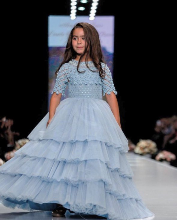 Вперше донька Ані Лорак у ролі моделі пройшлася подіумом