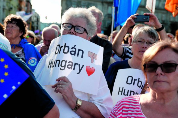 Угорці протестують проти політики прем’єр-міністра Віктора Орбана в Будапешті, 16 вересня 2018 року