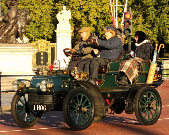 Cadillac 8 1/4HP Surrey 1904. Фото: Вікіпедія