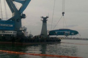 17 октября 2015 в Черном море затонул катер "Иволга". 14 человек погибли, 22 - спасли