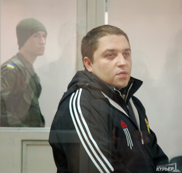 Три года продолжаются суды над капитаном катера «Иволга» 29-летним Владимиром Кнышом. Ему грозит до 10 лет тюрьмы