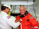 На время второго космического полета Гленну исполнилось 77 лет. Фото: NASA