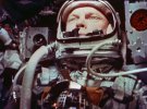 Джон Гленн - первый американский астронавт и третий человек в мире после советских космонавтов Юрия Гагарина и Германа Титова. Фото: NASA