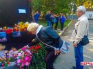 Вблизи колледжа оккупированной Керчи почтили память погибших людей во время теракта.