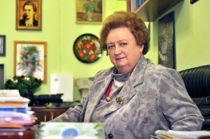 Роксолана Зорівчак перекладала з англійської мови. Була доктором філологічних наук. Викладала у Львівському університеті імені Івана Франка