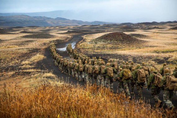 Морские пехотинцы США с 23 экспедиционной группы в Норвегии во время крупнейших со времен окончания холодной войны военных учениях Trident Juncture 2018