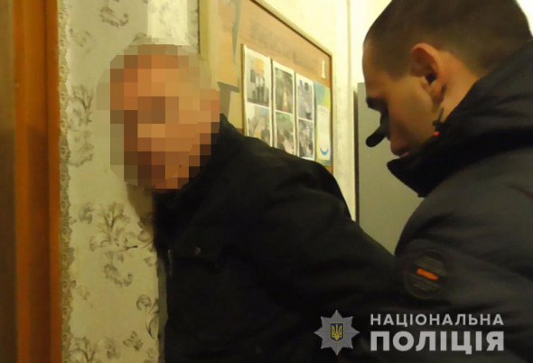 В Бердичеве Житомирской правоохранители задержали 56-летнего тренера спортивной школы. Его подозревают в развращении 11-летней воспитанницы