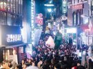 В Сеуле, Южная Корея, празднуют Хэллоуин