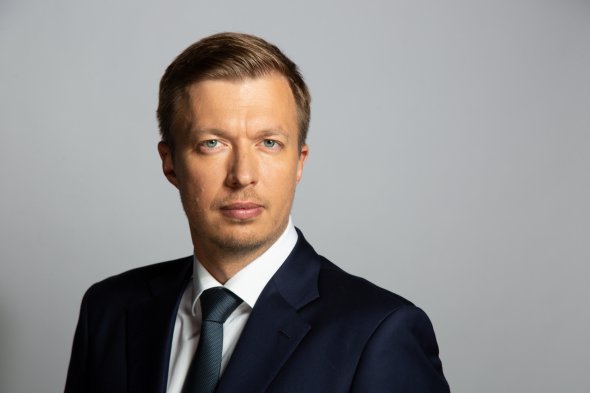 Ніхто більше, ніж Україна, не зацікавлений виробляти шляхи вирішення конфлікту на Донбасі - Ніколаєнко