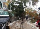 В індійських Гімалаях Кашмірську долину  вперше за 10 років засипає снігом