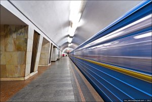 Киев: назвали станции метро, ​​по которым ограничат движение
