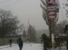 На вул.  Черкаській у Шевченківському районі столиці сталася ДТП. Там на слизькій дорозі  зіткнулися 4 автомобілі